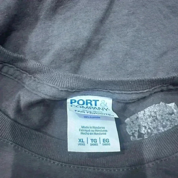 Port and Company Gray 'Good Moms Say Bad Words' Tee - Short Sleeve - Picture 2 of 2